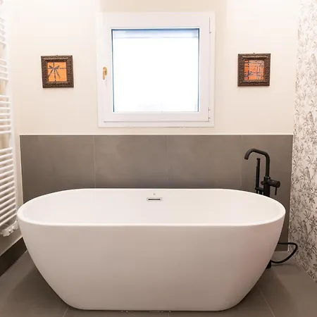 Borgo35 بيت ضيافة *